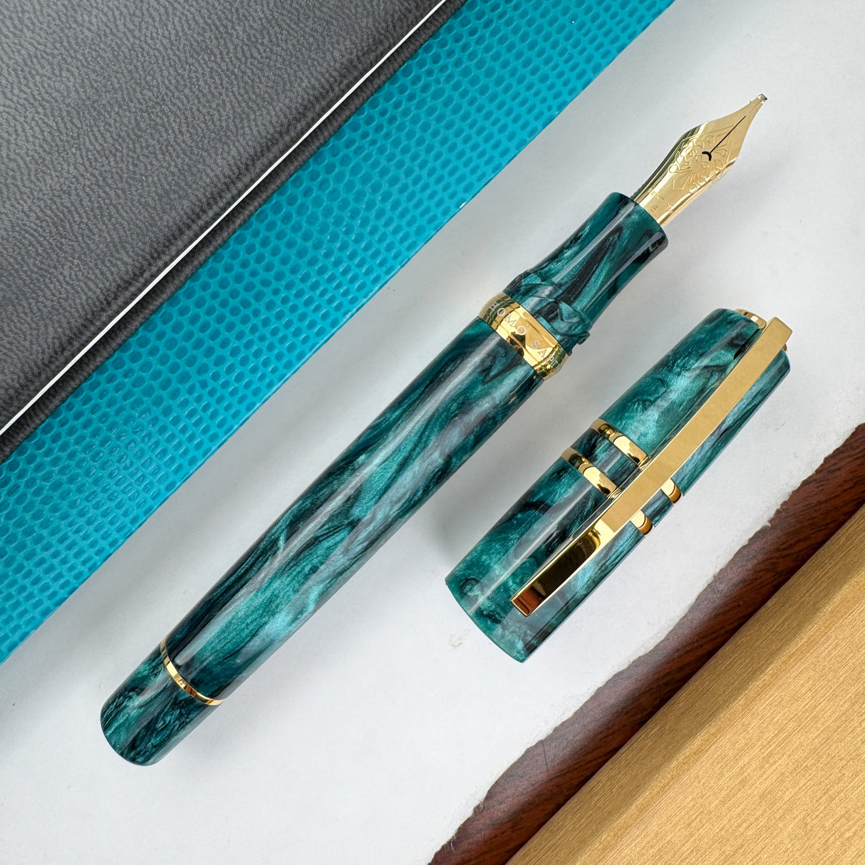 Visconti Homo Sapiens Fountain Pen - Dark Emerald (Limited Edition)