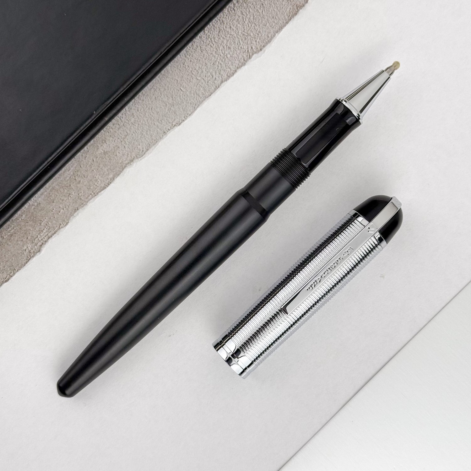 Wahl Eversharp Skyline Rollerball Pen - Black w/Silver Trim