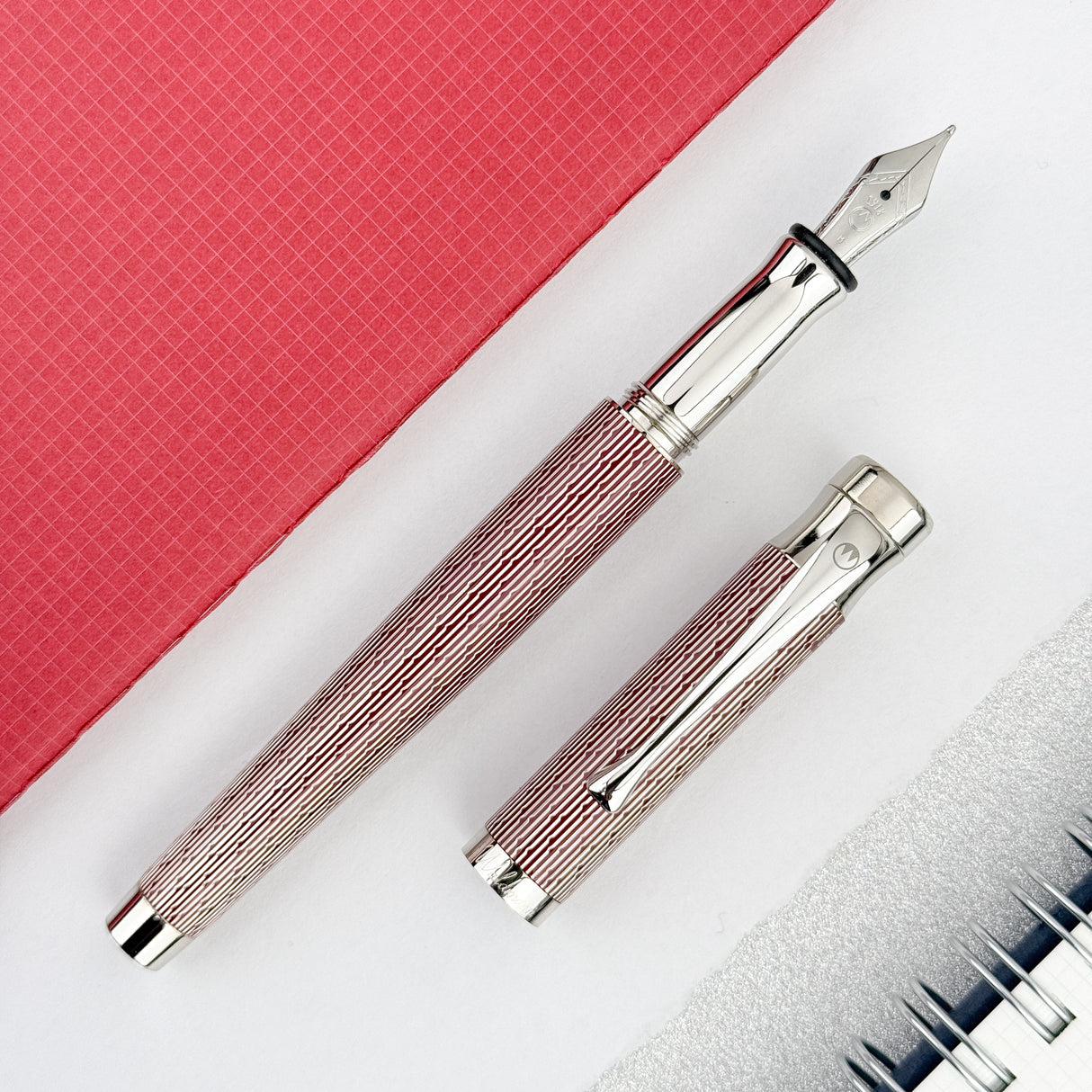 Waldmann Tango Fountain Pen - Brilliant Burgundy
