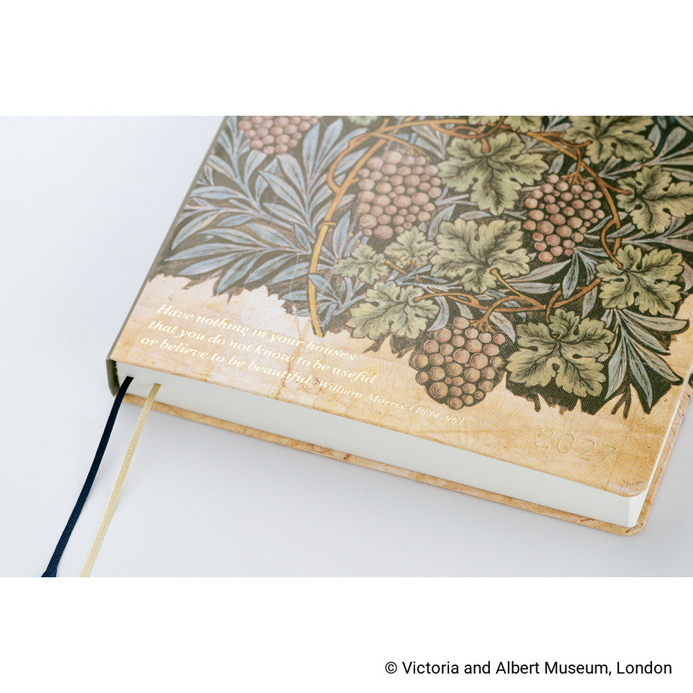 Hobonichi A5 Hon - V&A Series: Vine