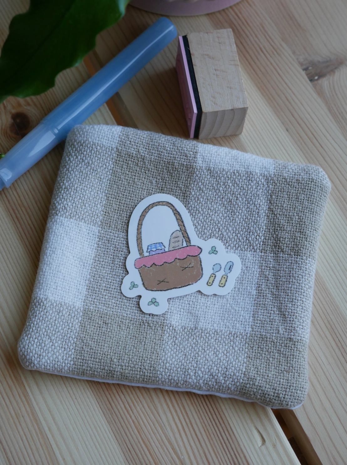 dana ate oatmeal! Picnic basket vinyl sticker