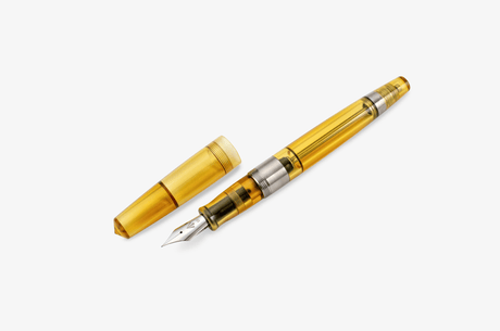 Gravitas Ultemate Vac Fountain Pen - Ultem