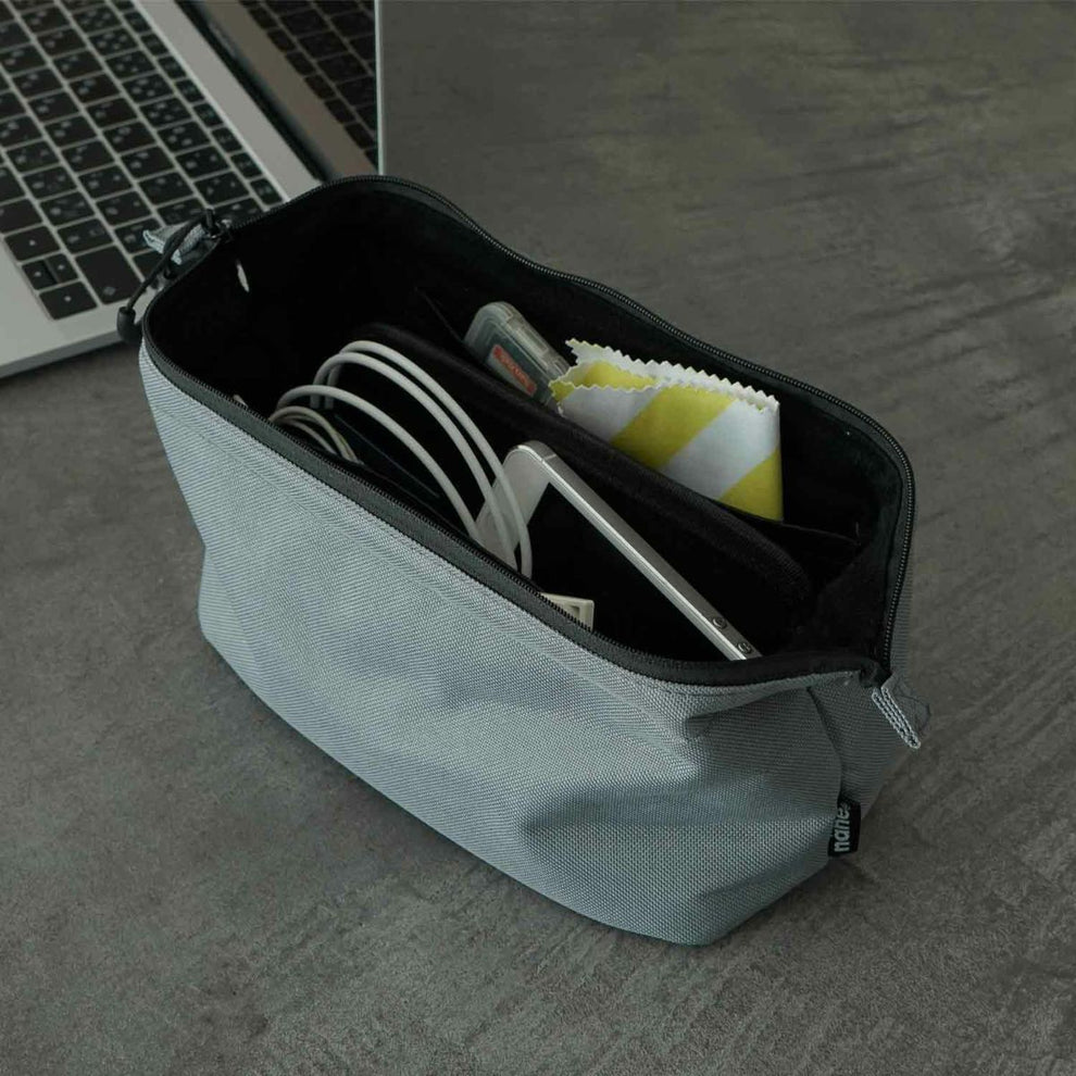Hightide Soft Gadget Pouch - L