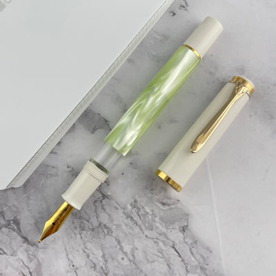 Pelikan Classic M200 Fountain Pen - Pastel-Green Special Edition