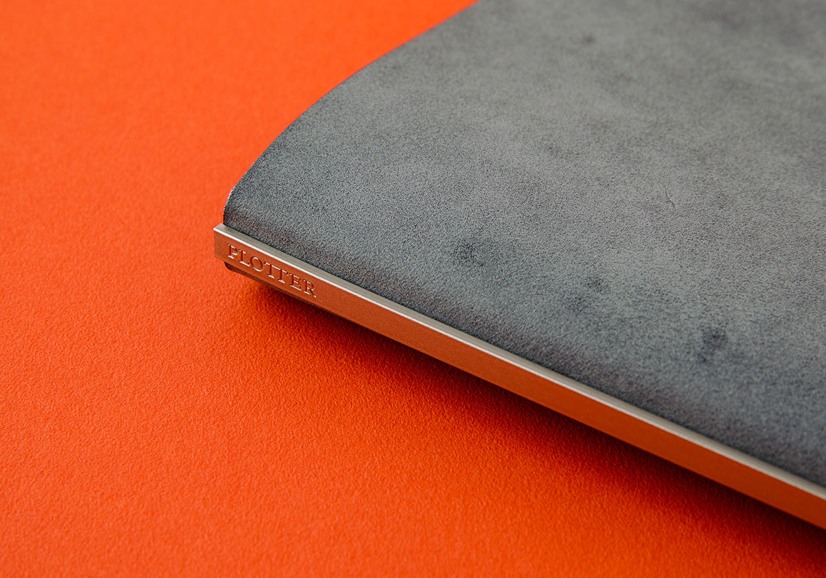 Plotter Shiranami 6-Ring Leather Binder - Bible Size