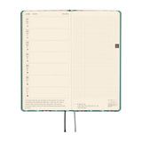Hobonichi Techo Weeks - Yumi Kitagishi: White Cat Wallpaper