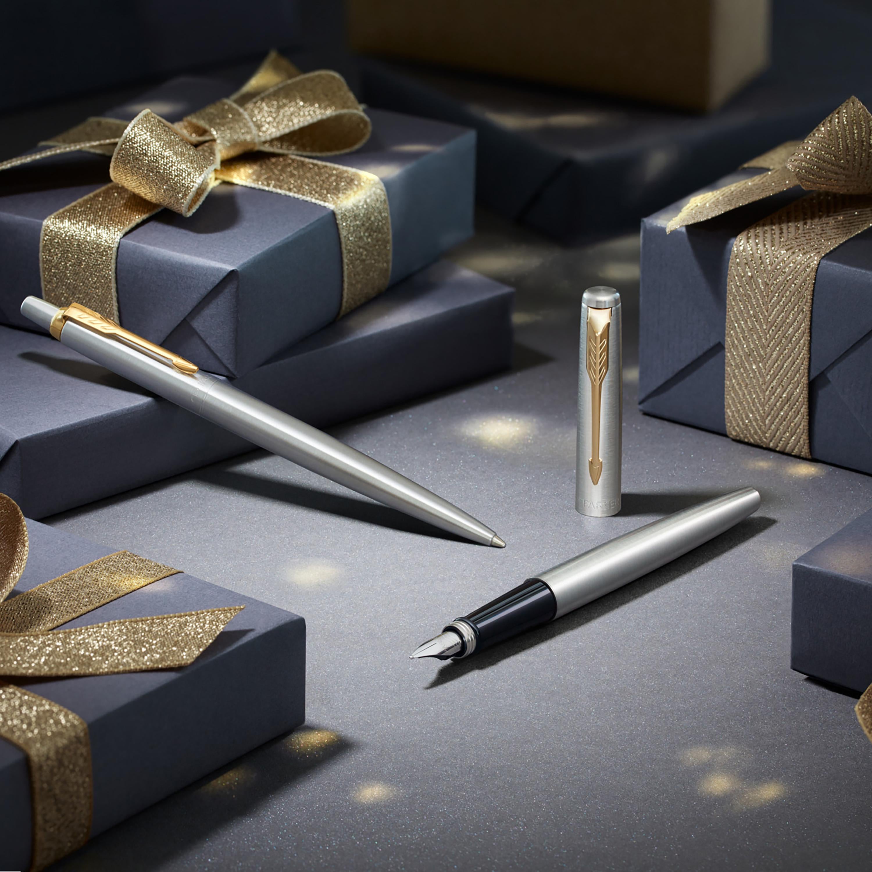 Parker Jotter Fountain Pen - Stainless Steel with Chrome Trim