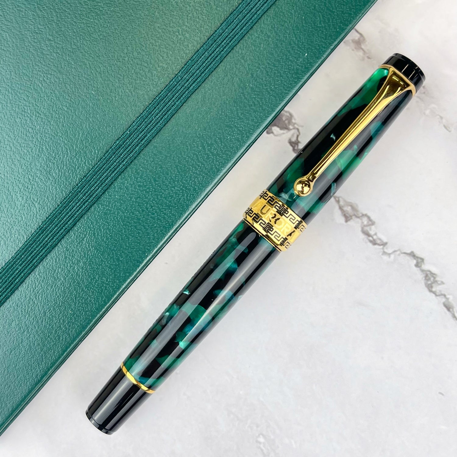 Aurora Optima Auroloide Fountain Pen - Emerald with Gold Trim (Doorbuster)