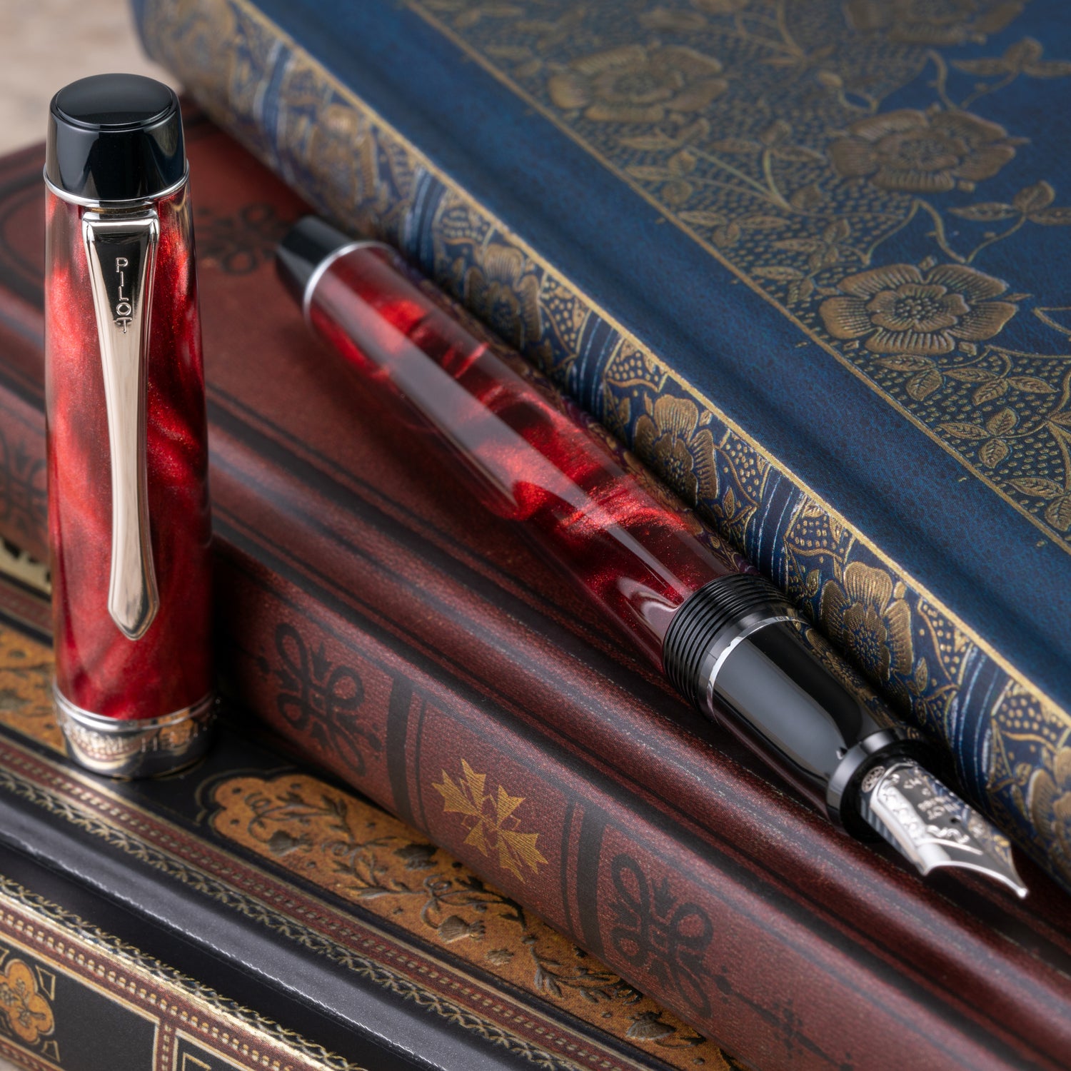 Pilot Custom Heritage SE Fountain Pen - Red | Atlas Stationers.