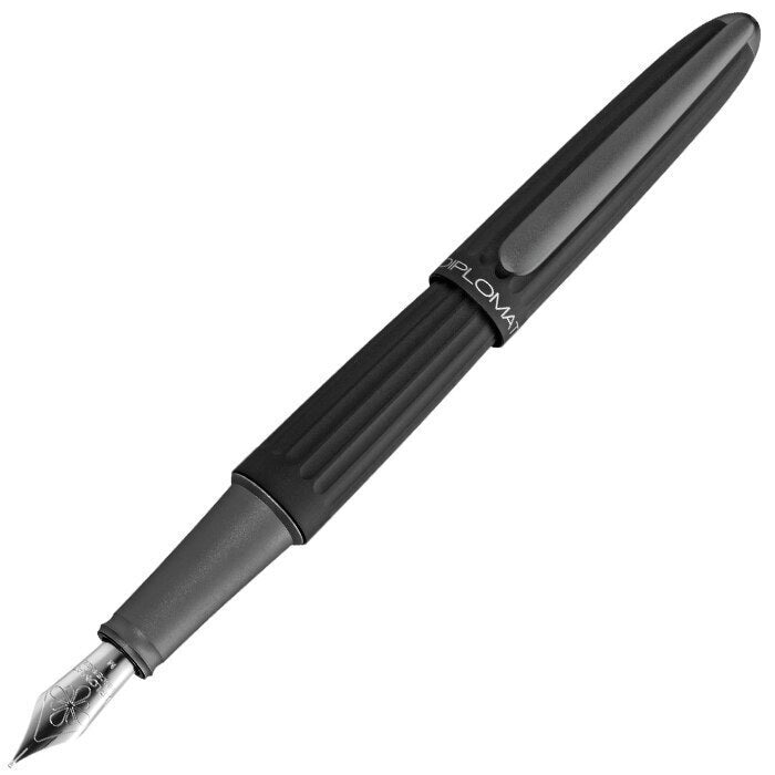 Diplomat Aero Fountain Pen - Black | Atlas Stationers.