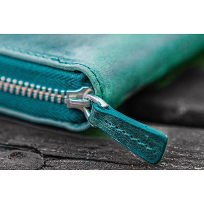 Galen Leather 5 Pen Zipper Case - Crazy Horse Green | Atlas Stationers.