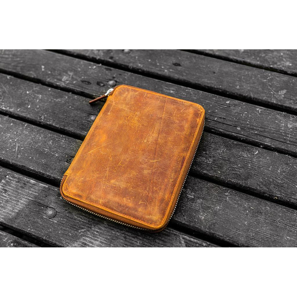 Galen Leather Zipped A5 Notebook Folio - Crazy Horse Brown | Atlas Stationers.