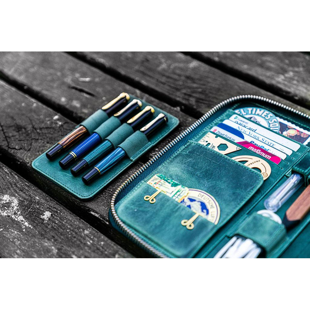 Galen Leather Zipped A5 Notebook Folio - Crazy Horse Forest Green | Atlas Stationers.