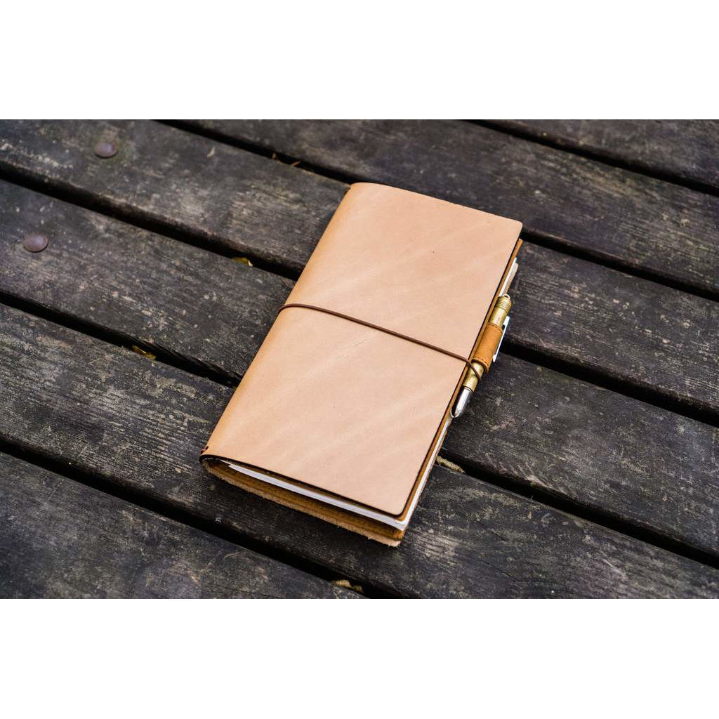Galen Leather Traveler's Wallet Insert - Crazy Horse Brown | Atlas Stationers.