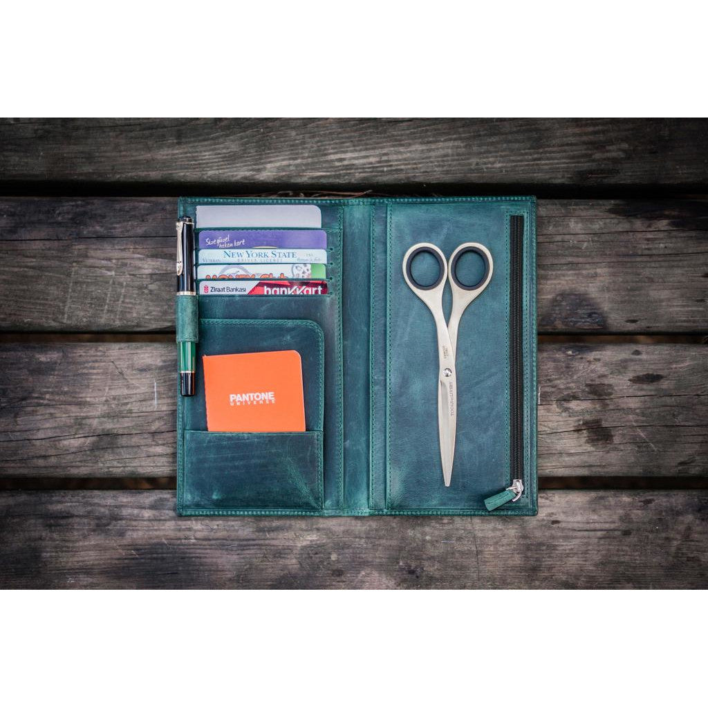 Galen Leather Traveler's Wallet Insert - Forest Green | Atlas Stationers.