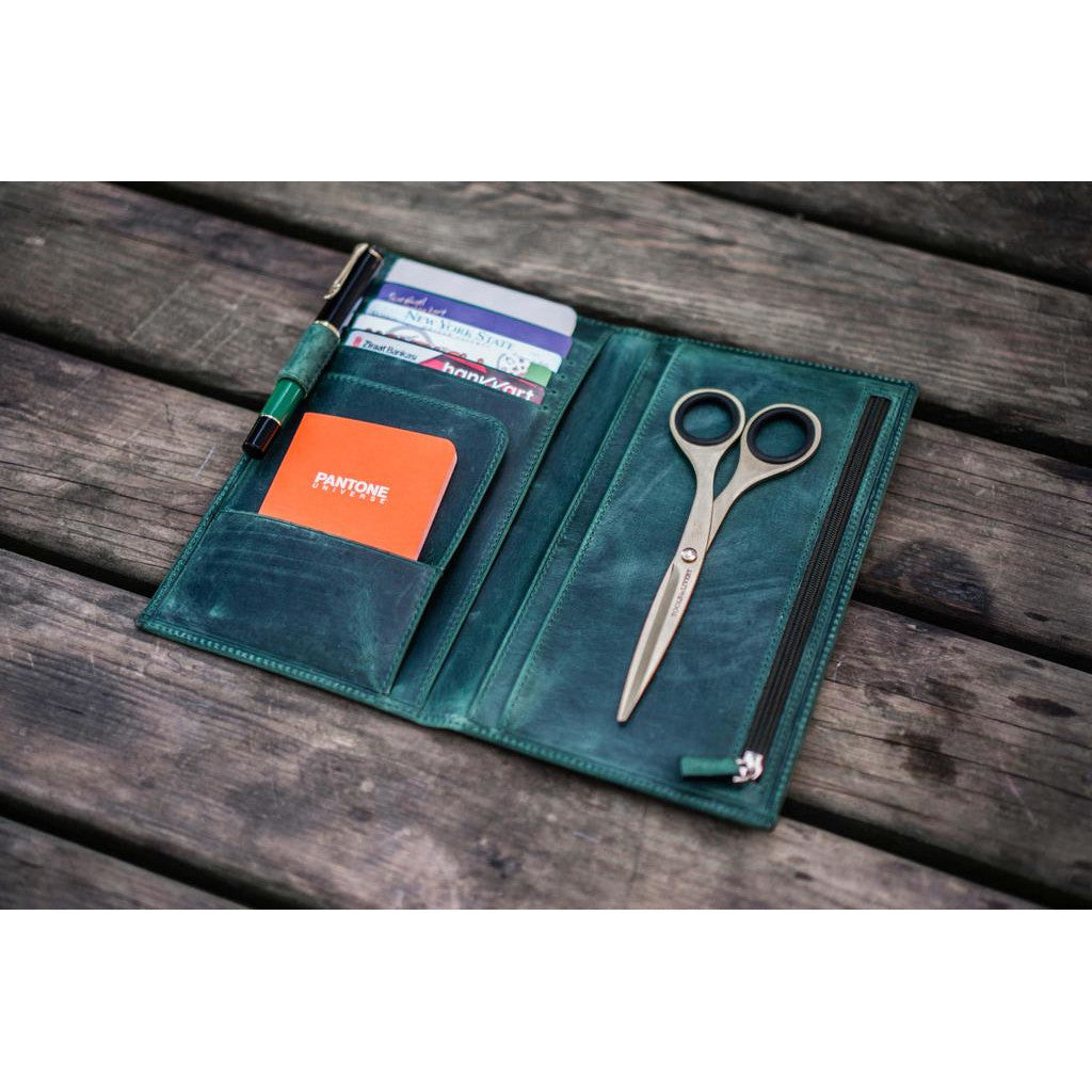 Galen Leather Traveler's Wallet Insert - Forest Green | Atlas Stationers.