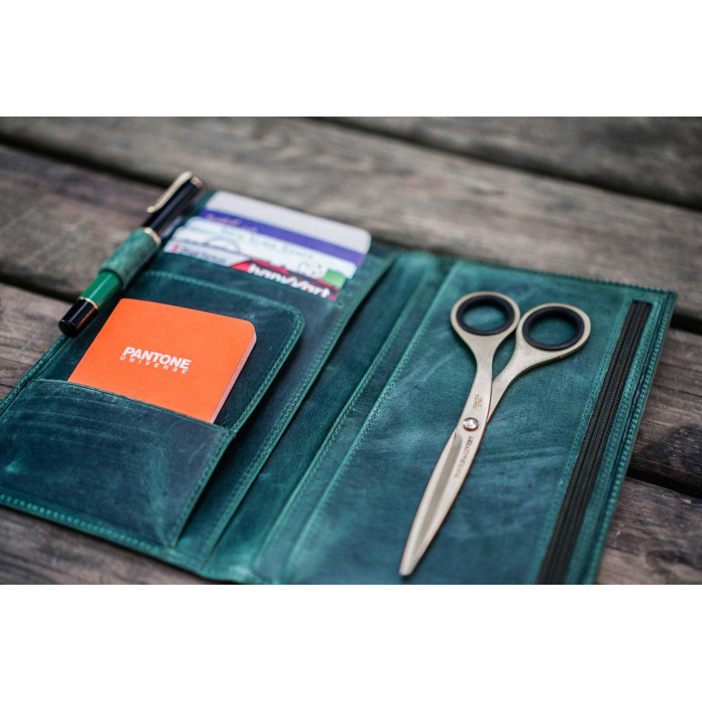 Galen Leather Traveler's Wallet Insert - Forest Green | Atlas Stationers.