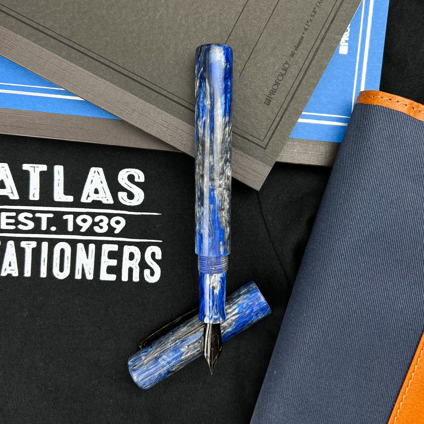 Hinze Pen Company Fountain Pen - Blue Storm (Atlas Exclusive) | Atlas Stationers.