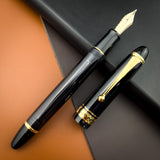 Pilot Custom 823 Fountain Pen - Smoke | Atlas Stationers.