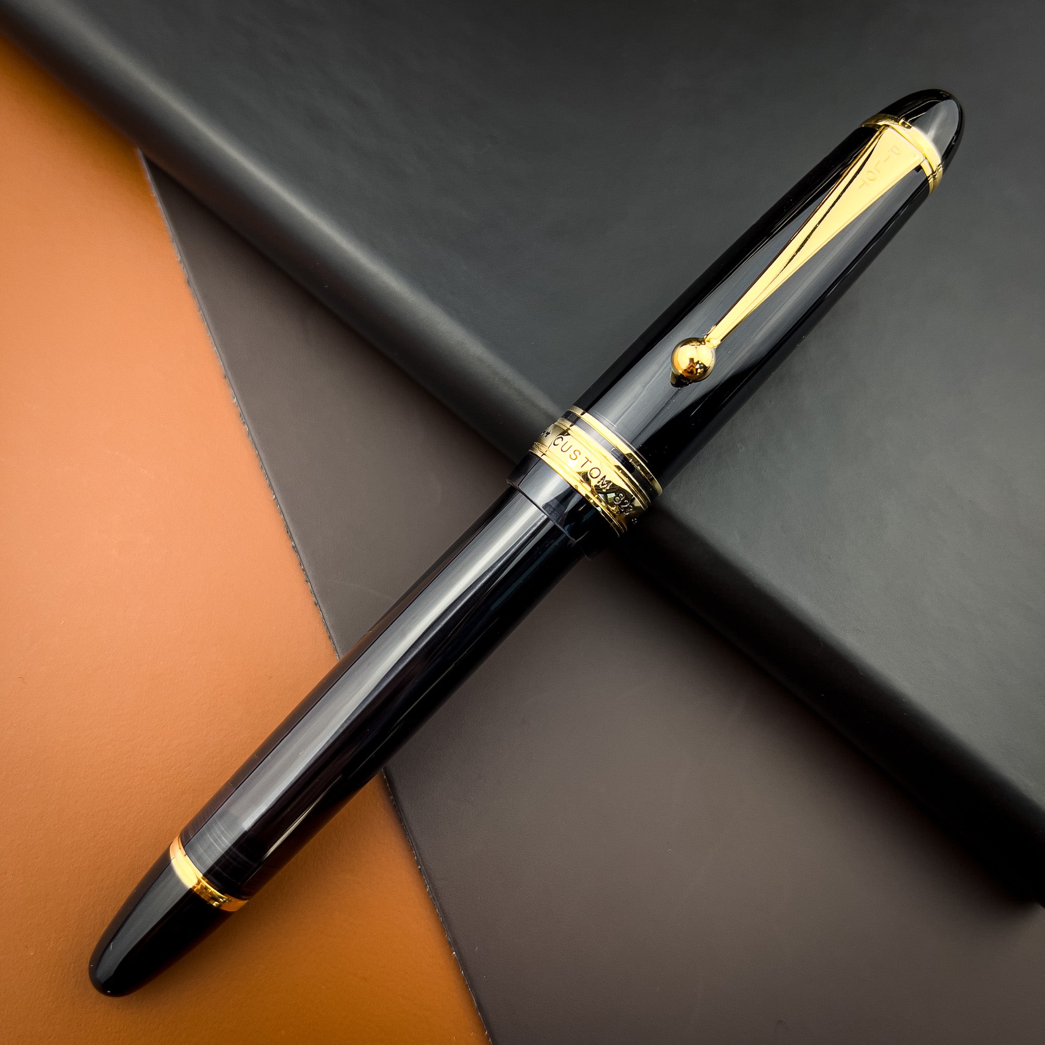 Pilot Custom 823 Fountain Pen - Smoke – Atlas Stationers