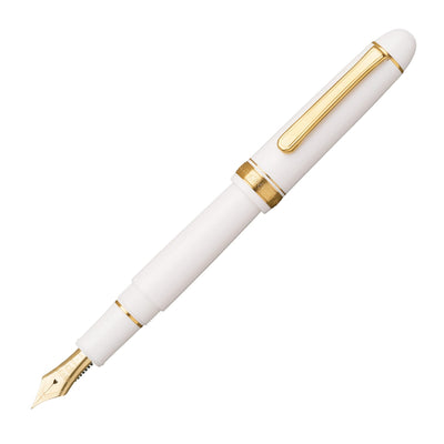 Platinum #3776 Fountain Pen - White with Gold Trim | Atlas Stationers.