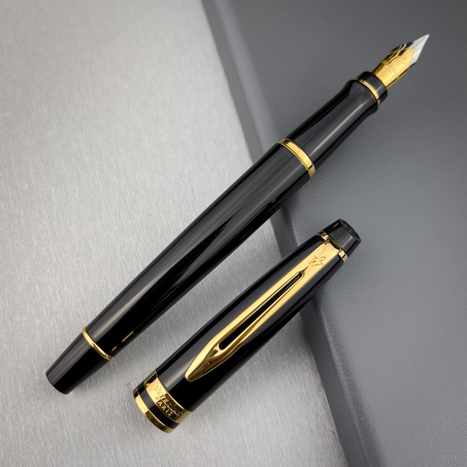 Waterman Expert Fountain Pen - Black w/ Gold Trim | Atlas Stationers.