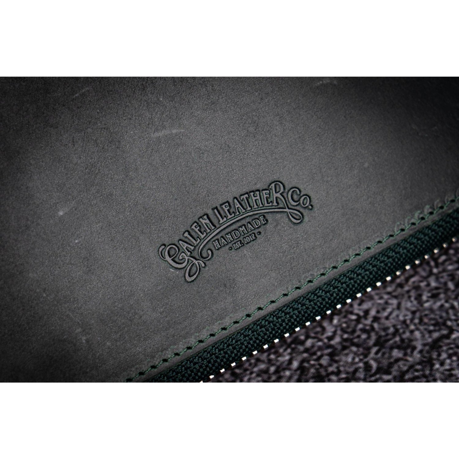 Galen Leather 10 Pen Zipper Case with A5 Notebook Holder - Crazy Horse Green | Atlas Stationers.